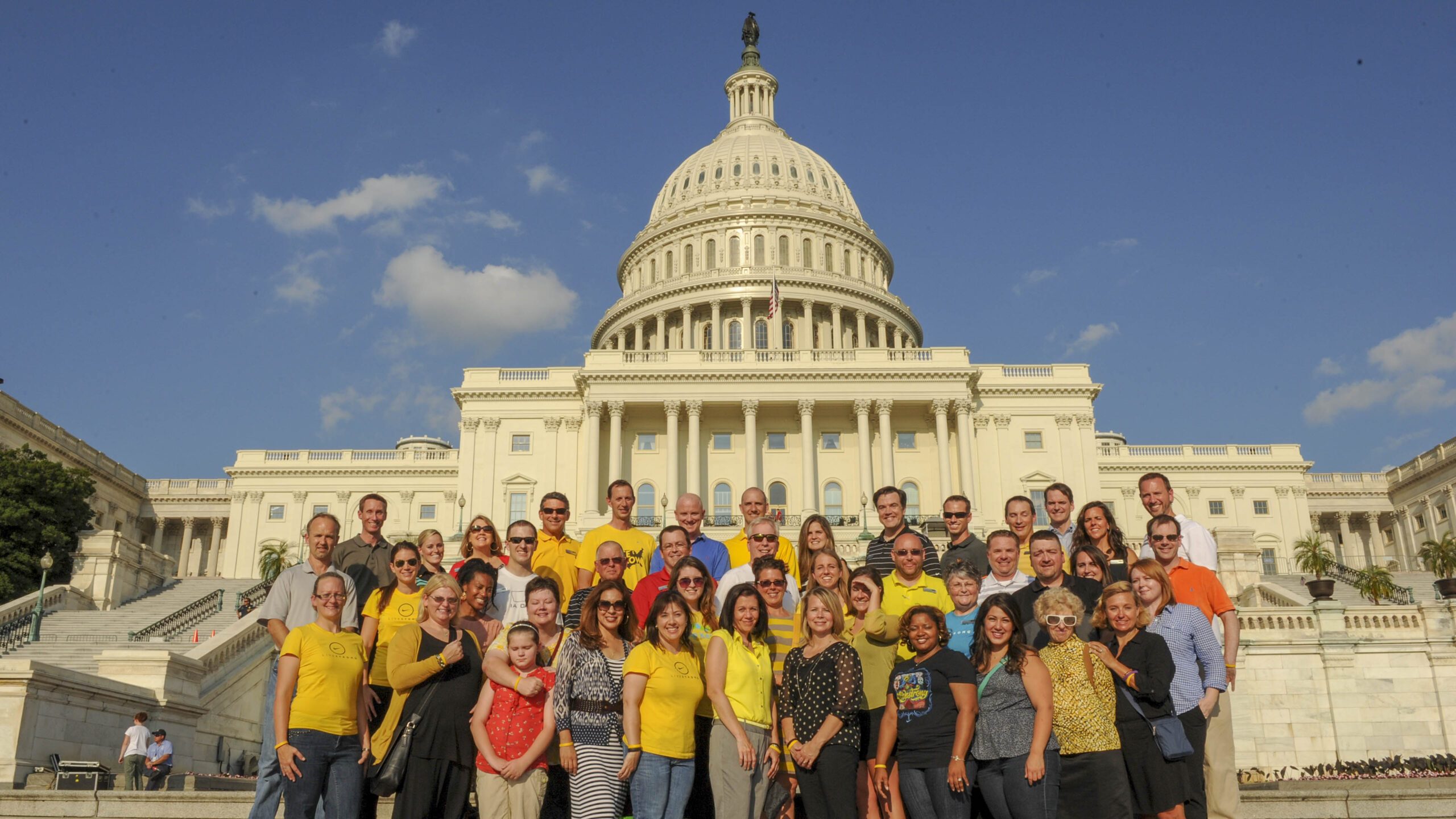 Group of Livestrong advocates standing in front of the U.S. Capitol
